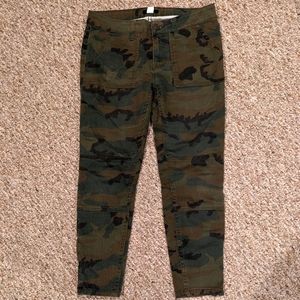 BDG Camo Ankle Pants